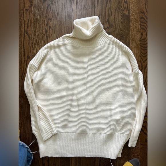 Sweaters - Cozy Cream Turtleneck Sweater